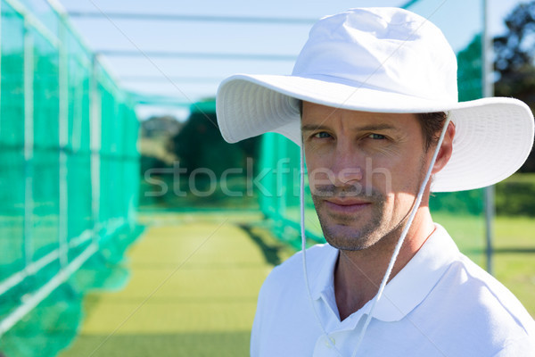 Retrato em pé campo céu árvore Foto stock © wavebreak_media