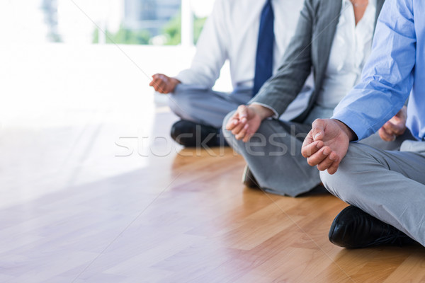 Foto stock: Vista · gente · de · negocios · yoga · oficina · hombre