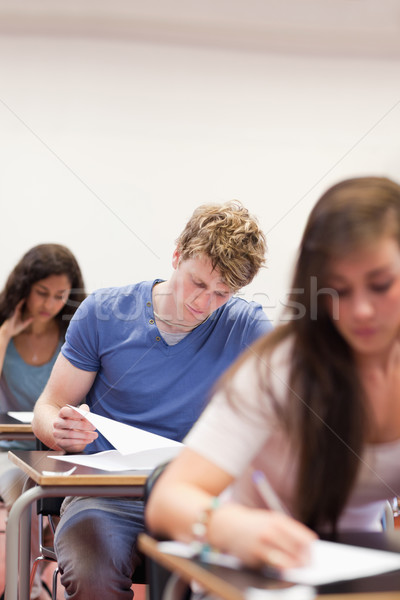 Foto stock: Retrato · jovem · estudantes · sala · de · aula · mulher