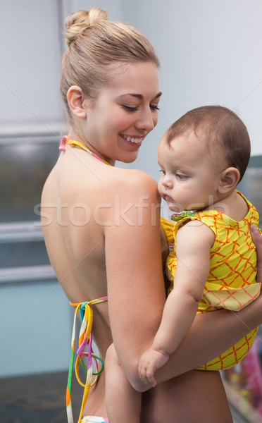 Stok fotoğraf: Güzel · anne · bebek · yüzme · havuzu · boş