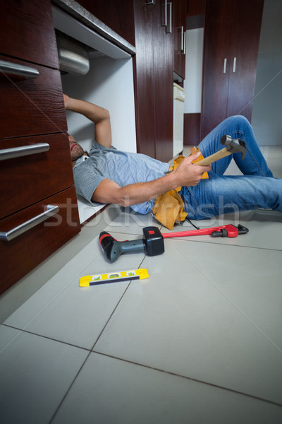 человека молота рабочих кухне домой Сток-фото © wavebreak_media