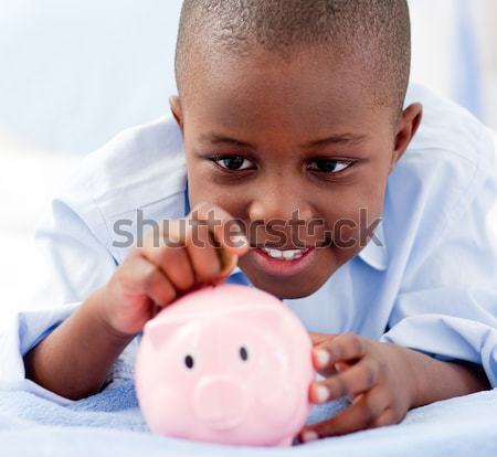 Сток-фото: кровать · деньги · Piggy · Bank · ребенка · портрет