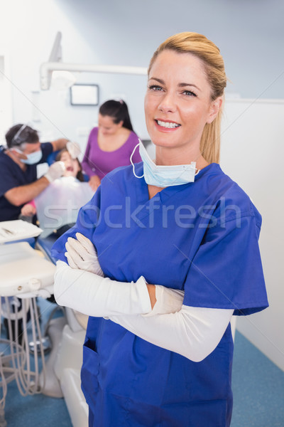 медсестры сложенный оружия пациент стоматолога за Сток-фото © wavebreak_media