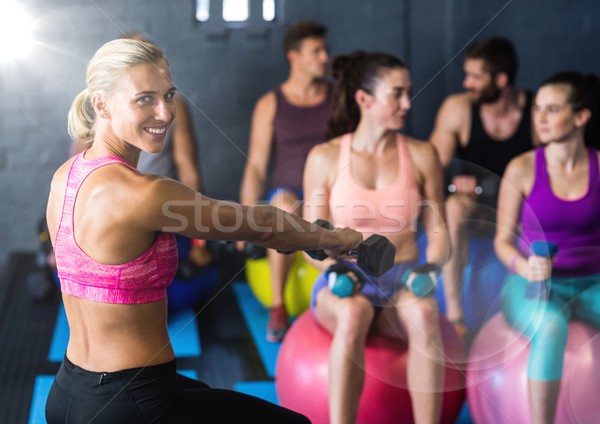 Aerobic semnal luminos sală de gimnastică cameră compozit digitala femeie Imagine de stoc © wavebreak_media