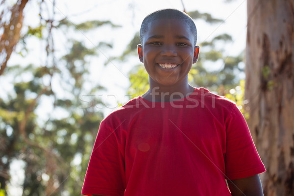 Jongen permanente boot kamp opleiding Stockfoto © wavebreak_media