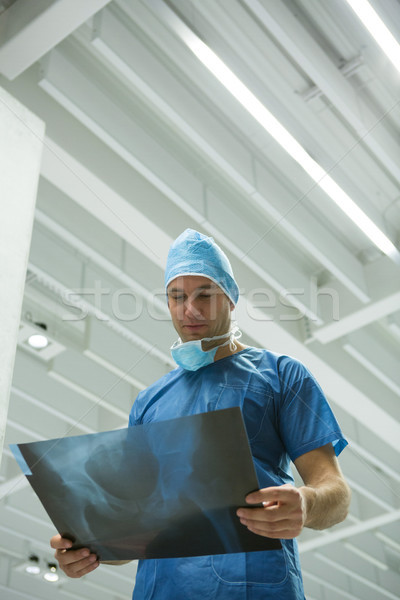 Maschio chirurgo Xray ospedale uomo Foto d'archivio © wavebreak_media