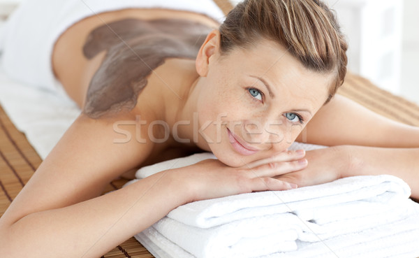 Gyönyörű nő élvezi sár bőrkezelés fürdő központ Stock fotó © wavebreak_media