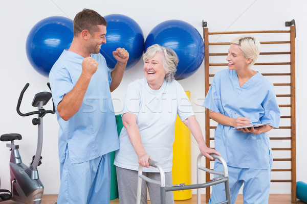 Sorridere non valida donna sorridente donna fitness studio Foto d'archivio © wavebreak_media