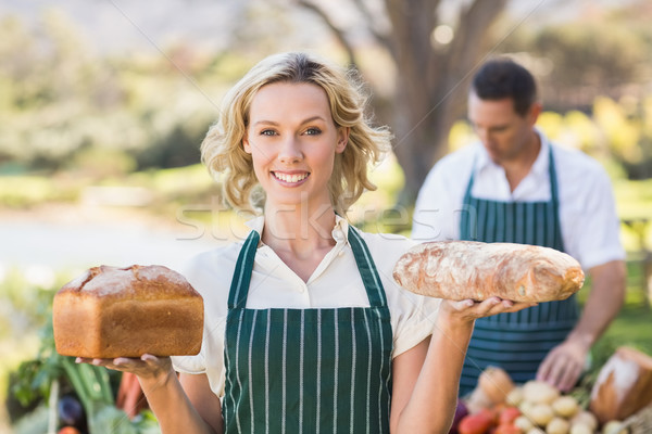 Souriant agriculteur femme portrait homme [[stock_photo]] © wavebreak_media