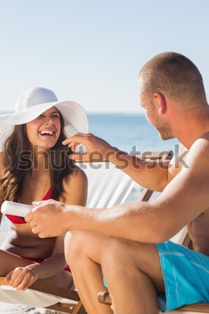 Man praten mobiele telefoon ontspannen strand Stockfoto © wavebreak_media