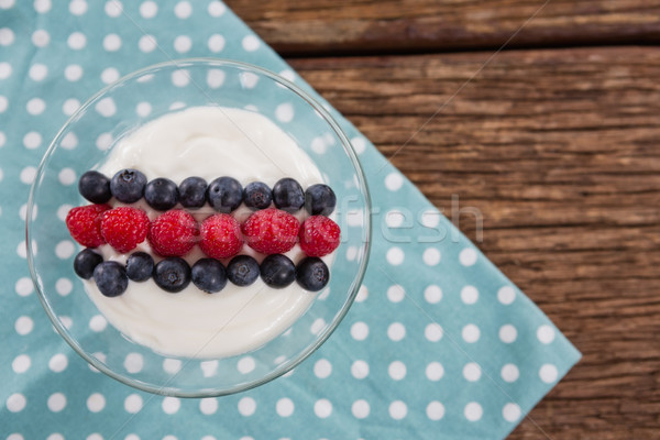 Fruits crème glacée table en bois verre bleu [[stock_photo]] © wavebreak_media