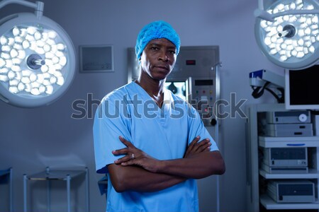 Foto stock: Retrato · masculina · cirujano · pie · operación · teatro