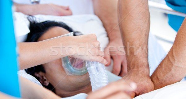Orvosi csapat oxigénmaszk beteg kórház egészség Stock fotó © wavebreak_media