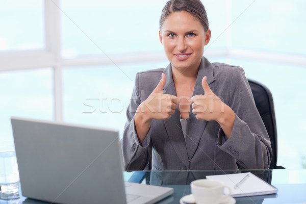 Stockfoto: Zakenvrouw · kantoor · werk · laptop · technologie