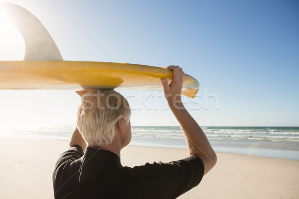 Senior homem prancha de surfe cabeça Foto stock © wavebreak_media