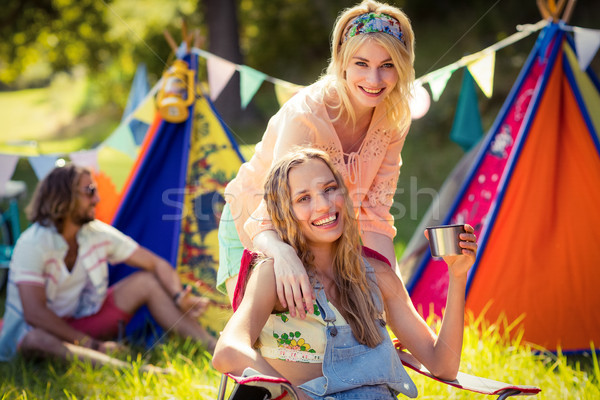 Freunde zusammen Campingplatz Porträt Stock foto © wavebreak_media