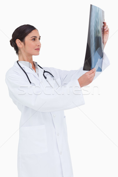 Stok fotoğraf: Yandan · görünüş · kadın · doktor · bakıyor · xray · beyaz