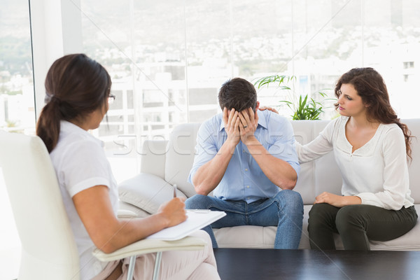 Foto stock: Deprimido · casal · falante · terapeuta · escritório · escrita