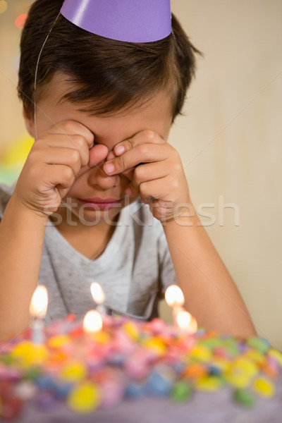 üzgün erkek oturma doğum günü pastası ev sevmek Stok fotoğraf © wavebreak_media