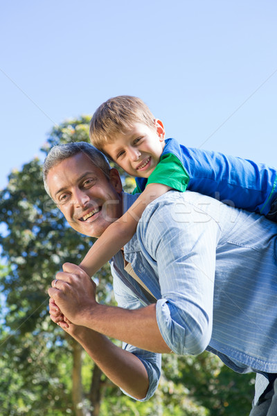 商业照片: 父亲的儿子 · 公园 · 春天 · 男子