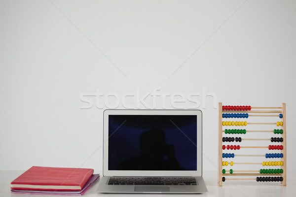 Pfund Laptop Schule Kunst Bildung Tabelle Stock foto © wavebreak_media