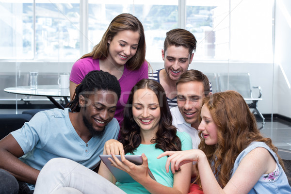 Stockfoto: Studenten · digitale · tablet · portret · college · vrouw