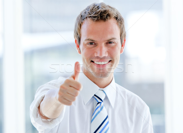 Retrato alegre empresário polegar para cima escritório Foto stock © wavebreak_media