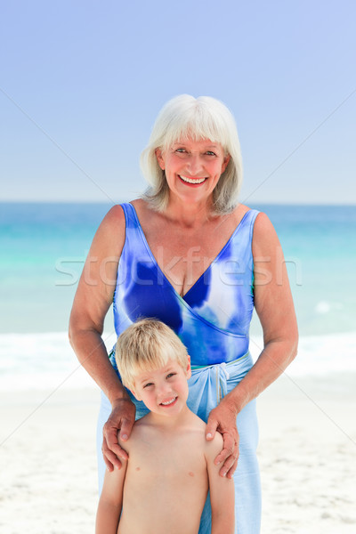 Stock fotó: Nagymama · unoka · tengerpart · nő · víz · kéz