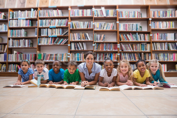 [[stock_photo]]: Cute · élèves · enseignants · étage · bibliothèque · école · élémentaire