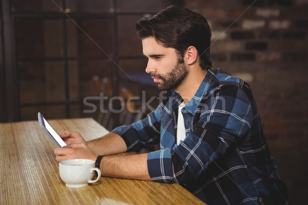 Foto stock: Moço · comprimido · café · masculino · estilo · de · vida · indicação