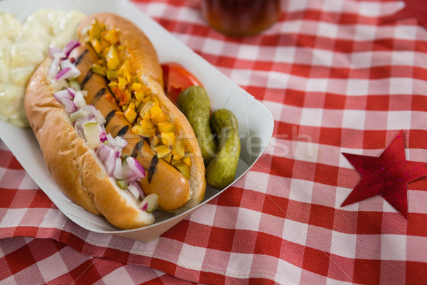 Hot dog serwowane tabeli tkaniny wolności Zdjęcia stock © wavebreak_media