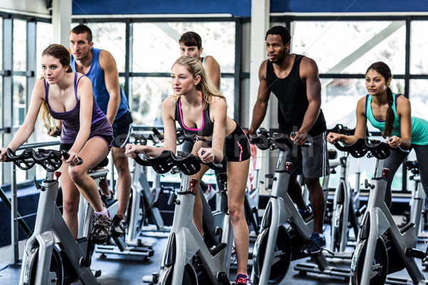 Foto stock: Encajar · las · personas · que · trabajan · fuera · clase · gimnasio · mujer