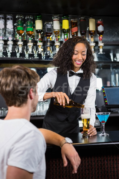 Bière verre homme bar contre [[stock_photo]] © wavebreak_media