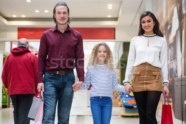 Retrato família feliz shopping menina homem Foto stock © wavebreak_media