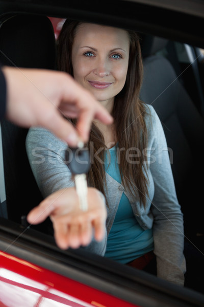 Geschäftsmann halten Autoschlüssel glücklich rot Stock foto © wavebreak_media