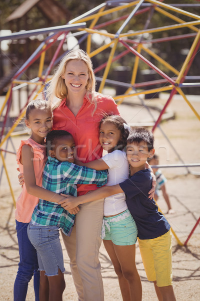 Stockfoto: Gelukkig · schoolkinderen · permanente · samen · school