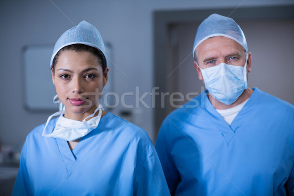 [[stock_photo]]: Portrait · chirurgiens · permanent · opération · chambre · hôpital