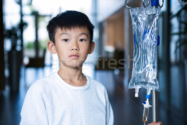 男孩 病人 靜脈 站 走廊 商業照片 © wavebreak_media