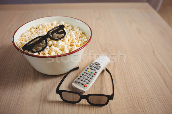 Schüssel Popcorn 3D-Brille Fernsehen Remote Tabelle Stock foto © wavebreak_media