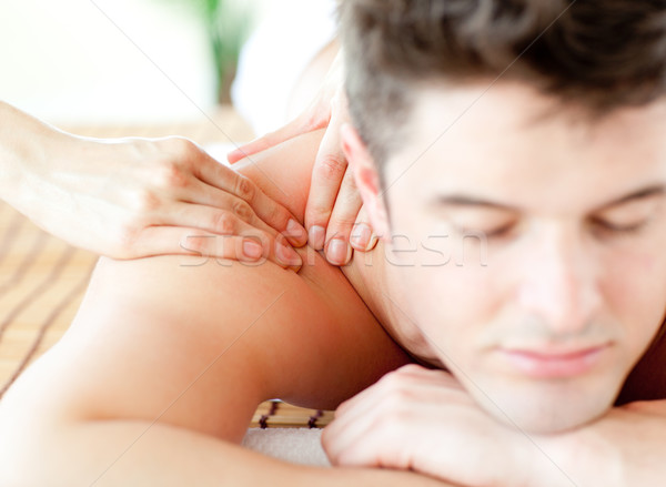 Stockfoto: Jonge · man · Maakt · een · reservekopie · massage · spa · centrum