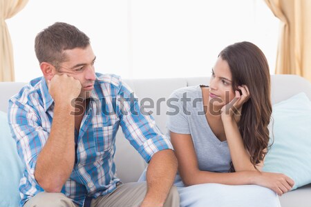 Anxieux couple regarder test de grossesse séance lit [[stock_photo]] © wavebreak_media