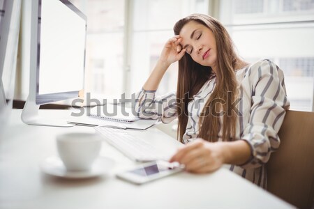 Foto stock: Mulher · laptop · cozinha · computador · casa