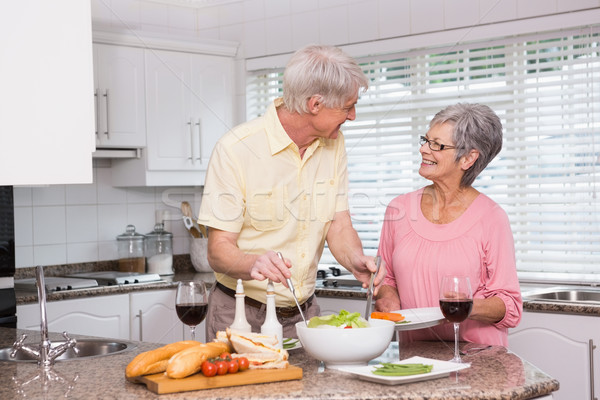 Idős pár ebéd együtt otthon konyha nő Stock fotó © wavebreak_media