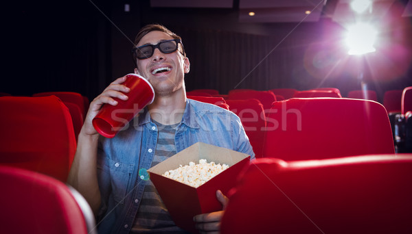 Młody człowiek oglądania 3D film kina film Zdjęcia stock © wavebreak_media