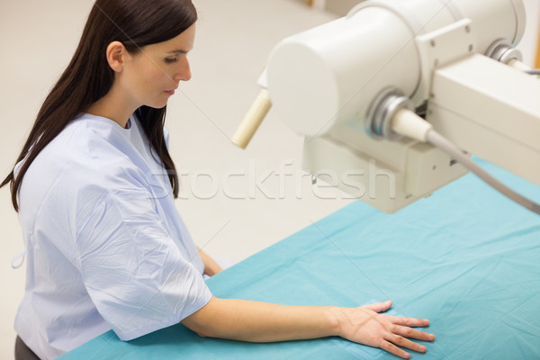 Patienten Hand medizinischen Tabelle Radiographie Zimmer Stock foto © wavebreak_media