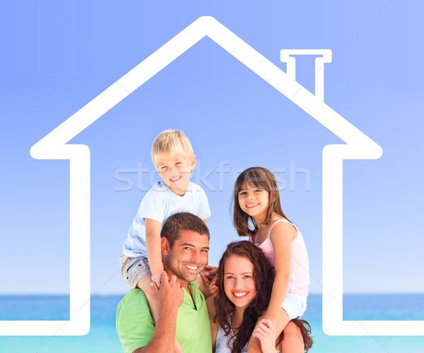 家庭 冒充 房子 插圖 海 微笑 商業照片 © wavebreak_media
