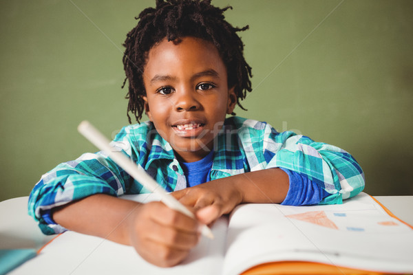 Jongen schrijven notebook school gelukkig kind Stockfoto © wavebreak_media