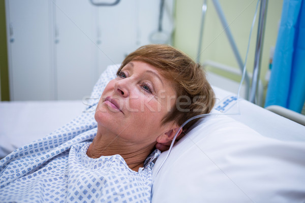 Triste senior paciente cama hospital quarto Foto stock © wavebreak_media