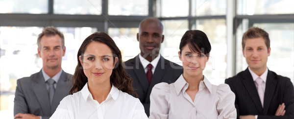 Stock foto: Glücklich · jungen · Business-Team · lächelnd · Kamera · Büro