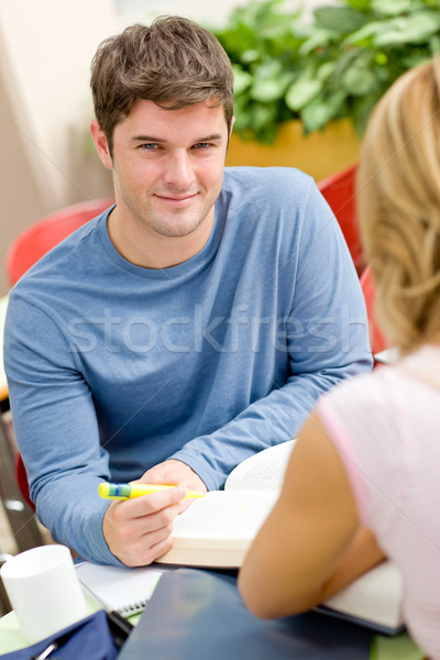 Portret student werken vriend cafetaria universiteit Stockfoto © wavebreak_media